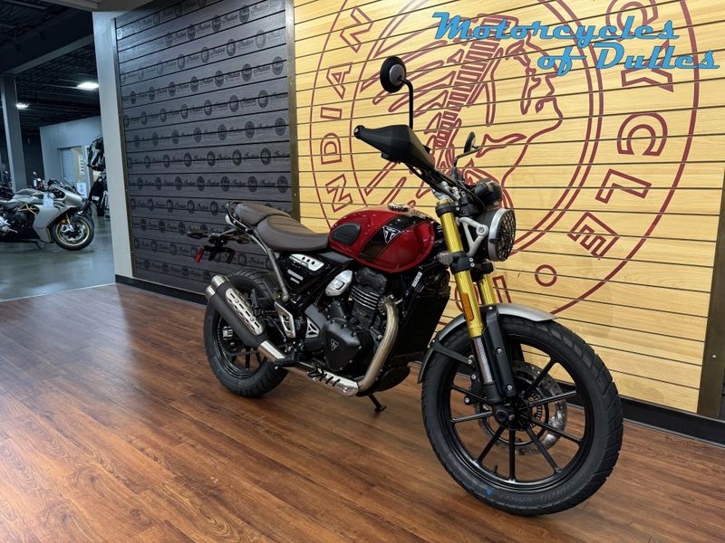 2025 Triumph Scrambler 400X Image 2