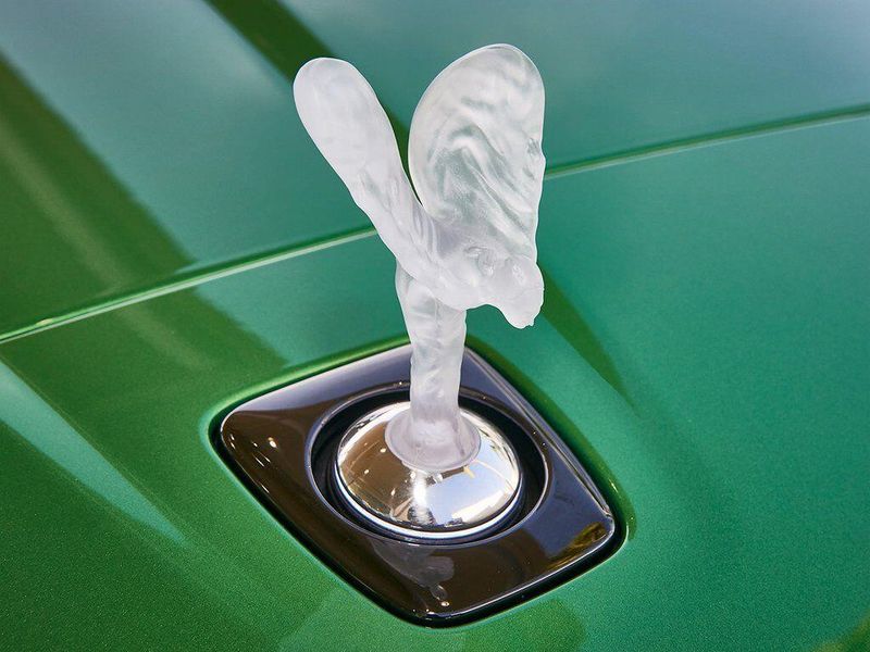 New 2026 Rolls-Royce Cullinan Black BadgeImage 11