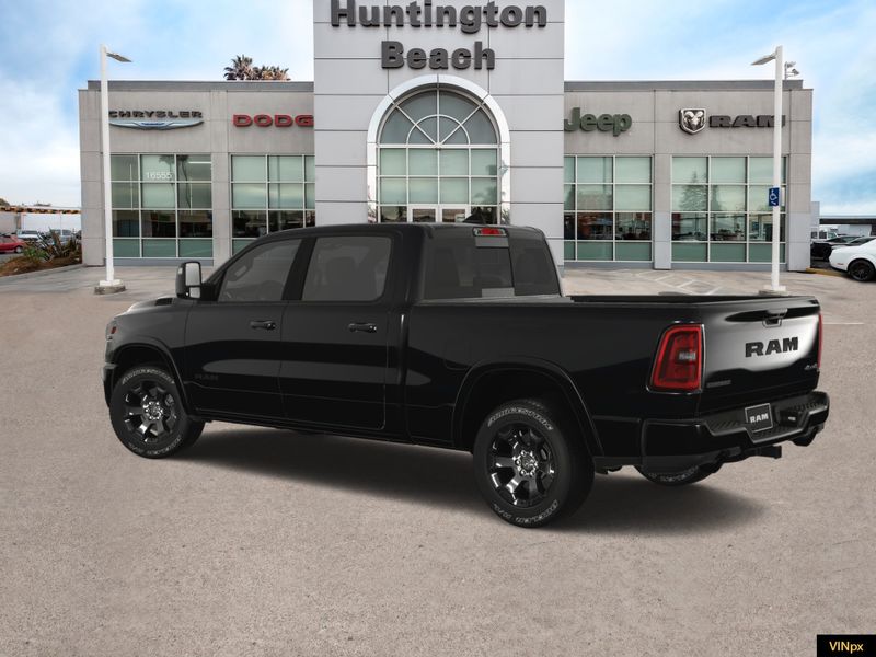 2025 RAM 1500 Big Horn Crew Cab 4x4Image 4