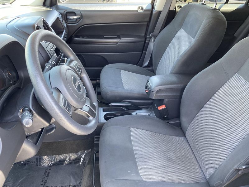 Used 2016 Jeep Patriot SportImage 15