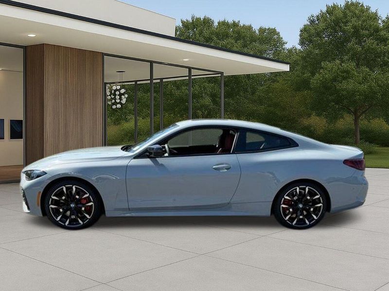 New 2026 BMW 4 Series M440iImage 13