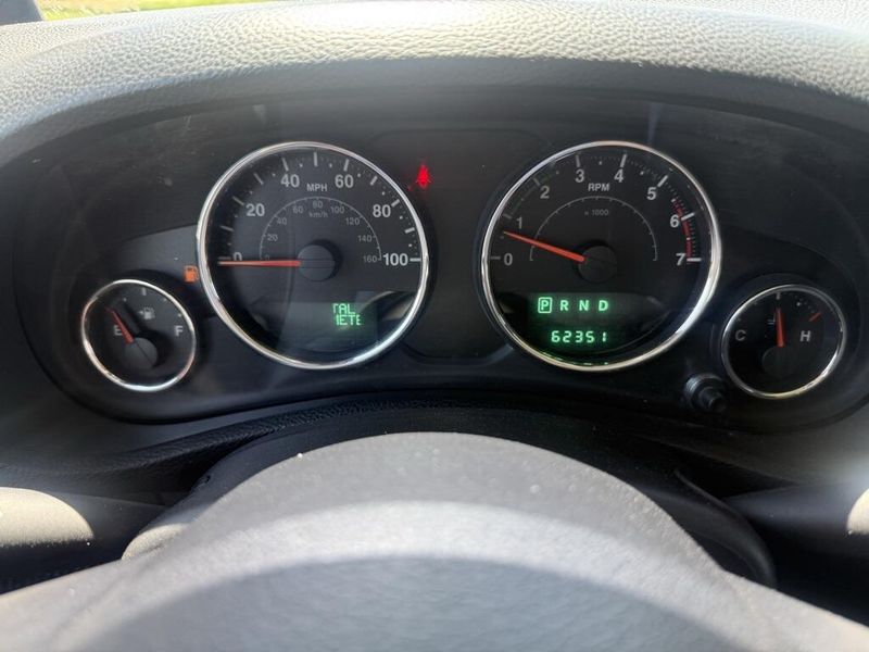 2014 Jeep Wrangler Sport photo 15