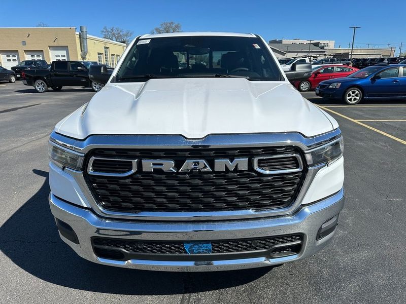 2025 RAM 1500 Big Horn Crew Cab 4x4 5