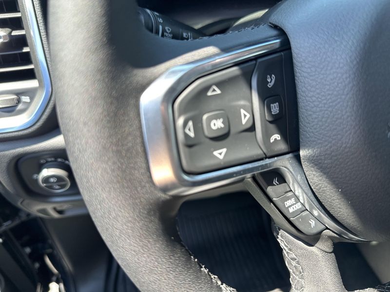 2025 RAM 1500 Laramie Crew Cab 4x4 5