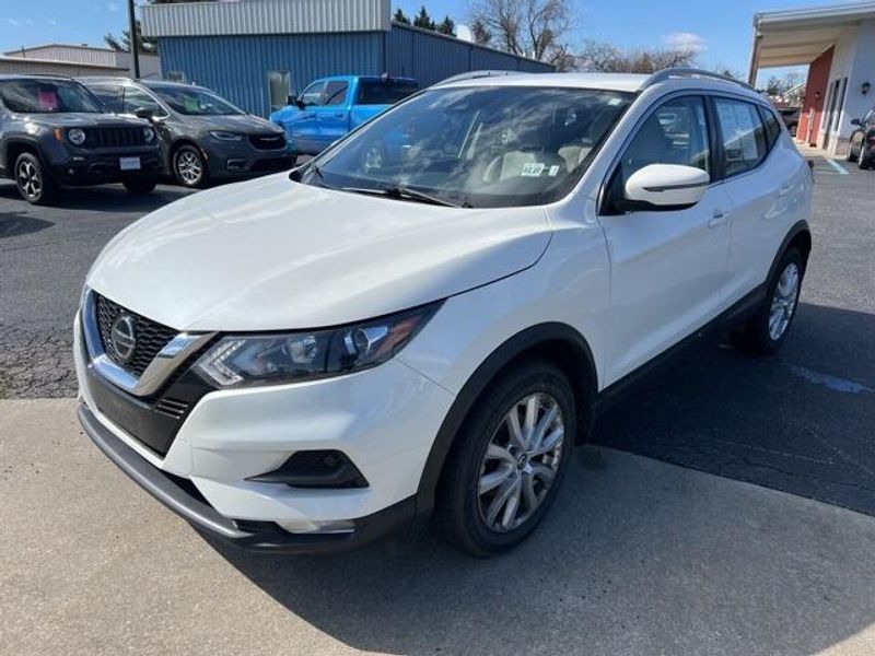 2020 Nissan Rogue Sport SVImage 3