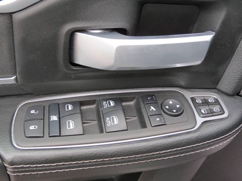 Used 2024 RAM 2500 Big Horn 4x4 4dr Crew Cab 6.3 ft. SB PickupImage 10