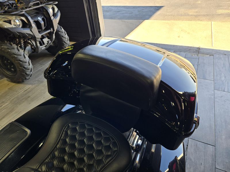 USED 2015 HARLEY ROAD GLIDE SPECIAL Image 8