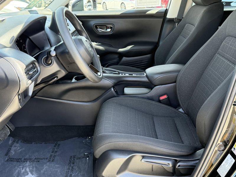 Used 2024 Honda HR-V LXImage 18