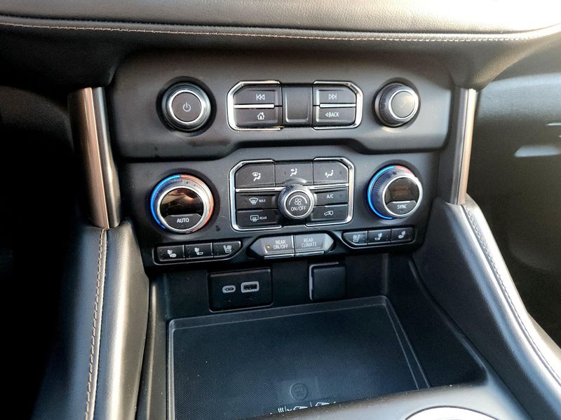 Used 2024 Chevrolet Suburban High Country