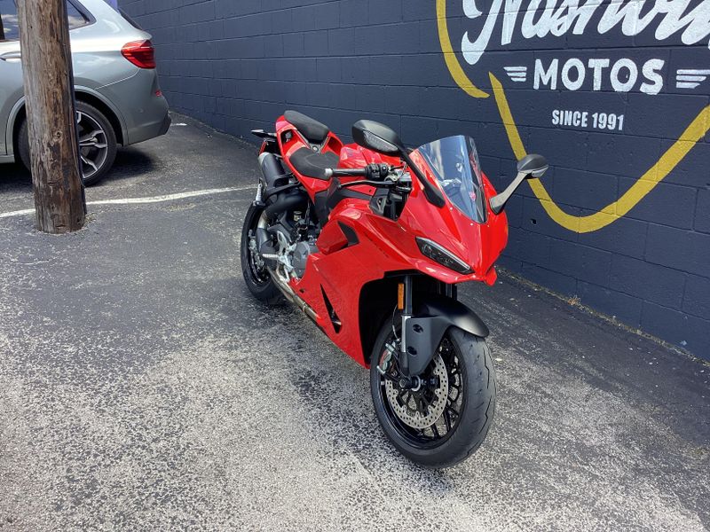 New 2026 Ducati PANIGALE V2 