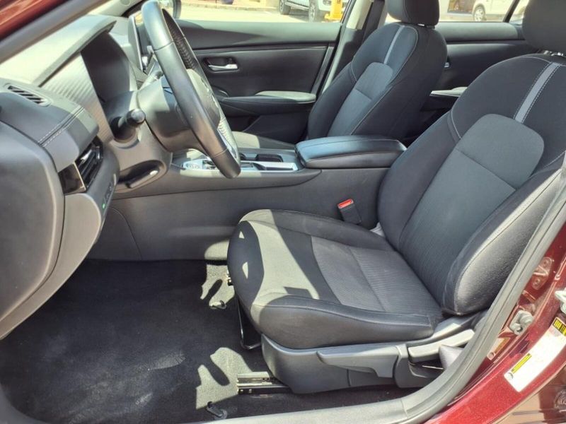 2022 Nissan Sentra SV photo 21