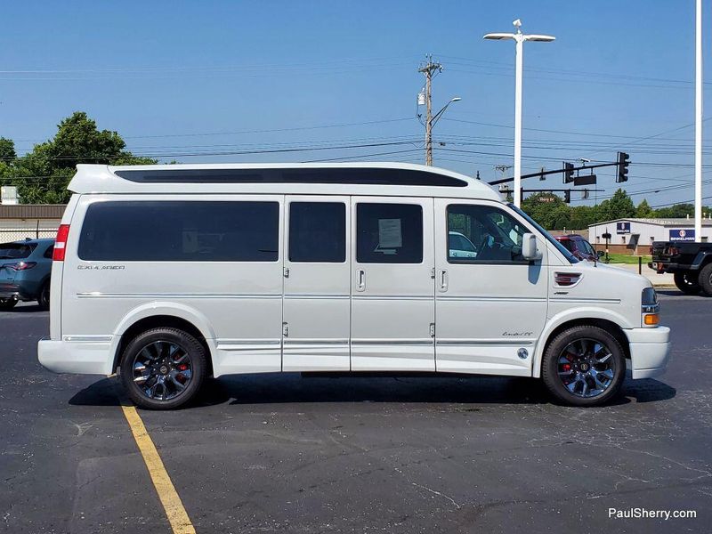 Used 2023 Chevrolet Express Cargo Image 22