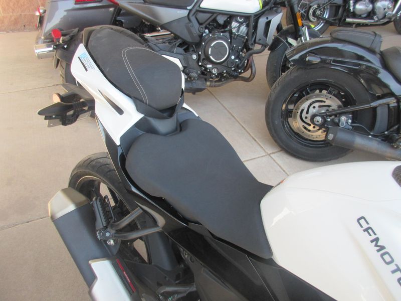 USED 2025 CFMOTO 300SS CF300-5US Image 10