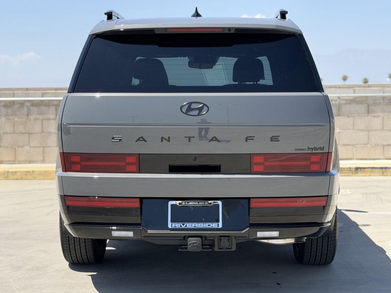 Used 2025 Hyundai Santa Fe Hybrid CalligraphyImage 9