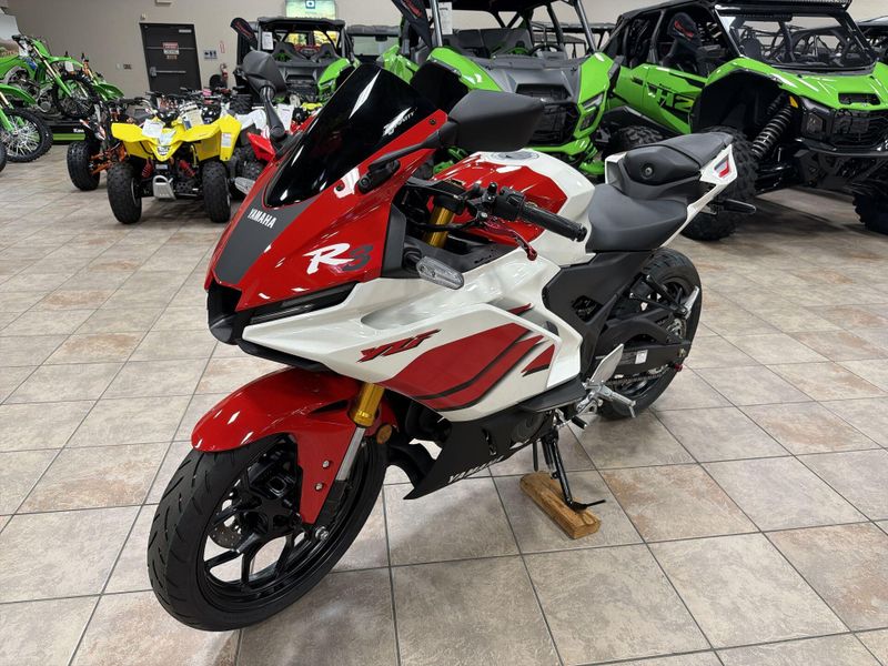 New 2026 Yamaha YZF-R3 ABS CA 70TH ANNIVERSARY EDITION Image 13