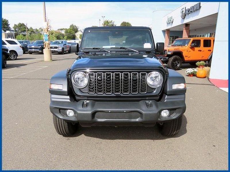 New 2025 Jeep Wrangler 4-DOOR SPORT S