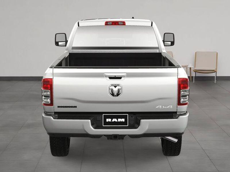 New 2024 RAM 2500 Big Horn Crew Cab 4x4 8