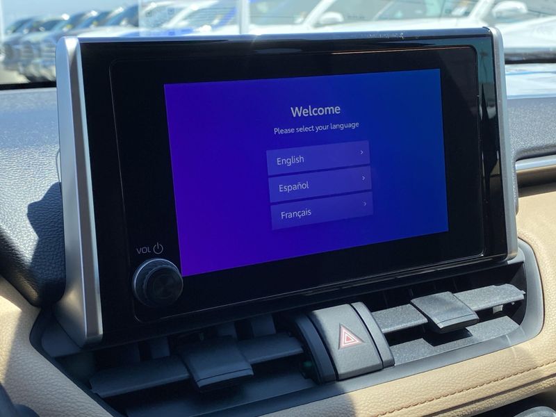New 2025 Toyota RAV4 Hybrid XLEImage 15