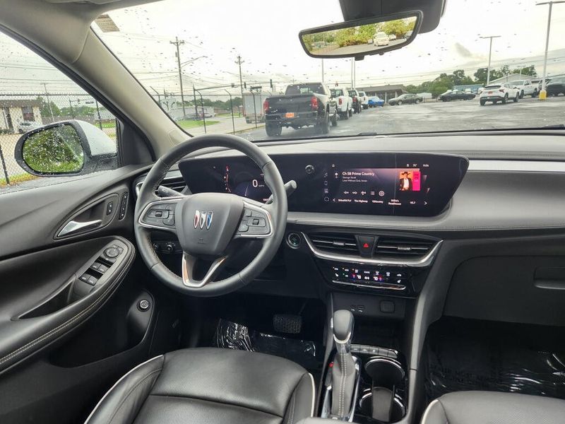 Used 2025 Buick Encore GX Avenir