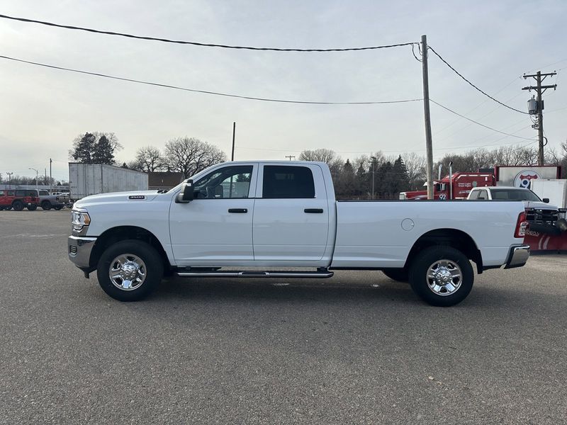 2024 RAM 3500 Tradesman Crew Cab 4x4 8