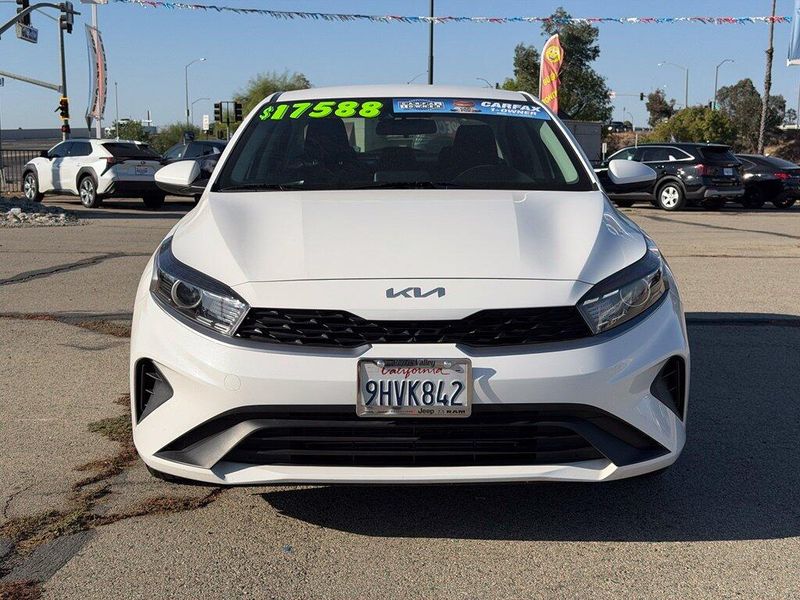 Used 2023 Kia Forte LXSImage 2