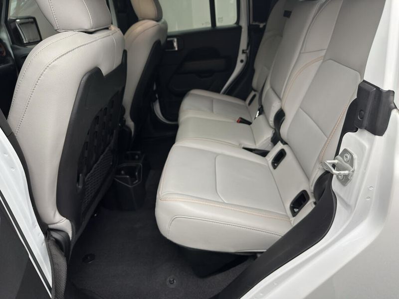 Used 2023 Jeep Gladiator MojaveImage 14