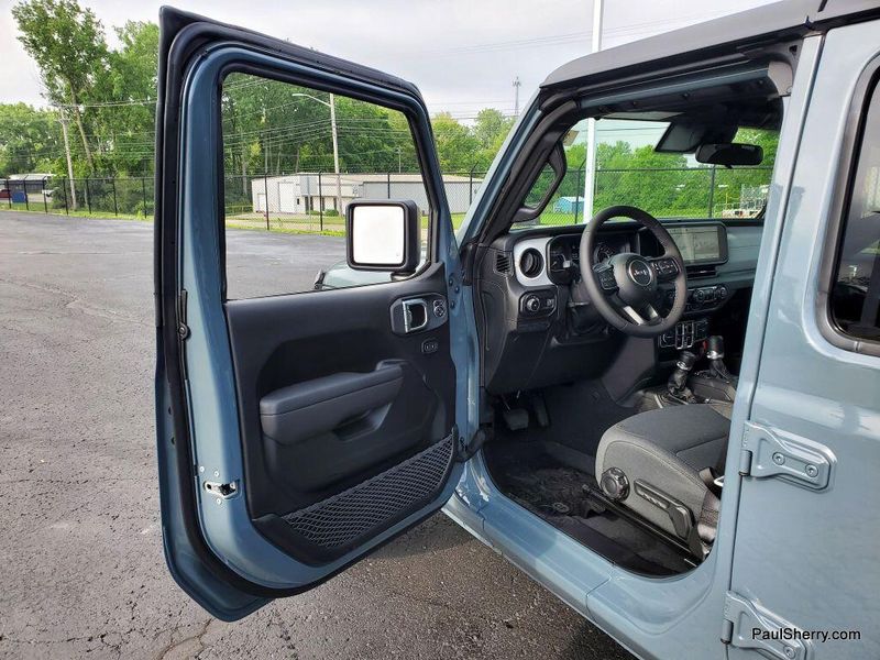2025 Jeep Wrangler 4-door Sport SImage 16