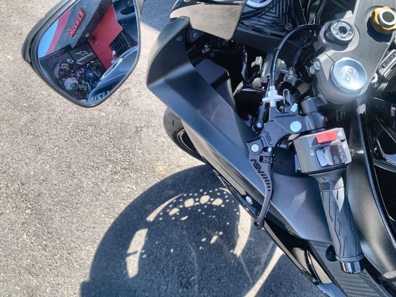 Used 2024 Suzuki GSX-R600 CA Image 18
