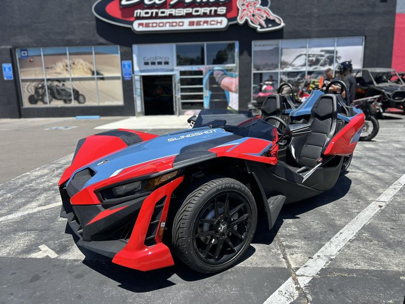 New 2025 Polaris SLINGSHOT SLR AUTODRIVE Image 14