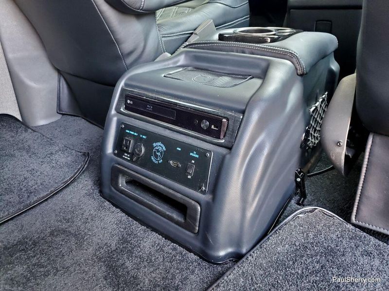 Used 2023 Chevrolet Express Cargo Image 34