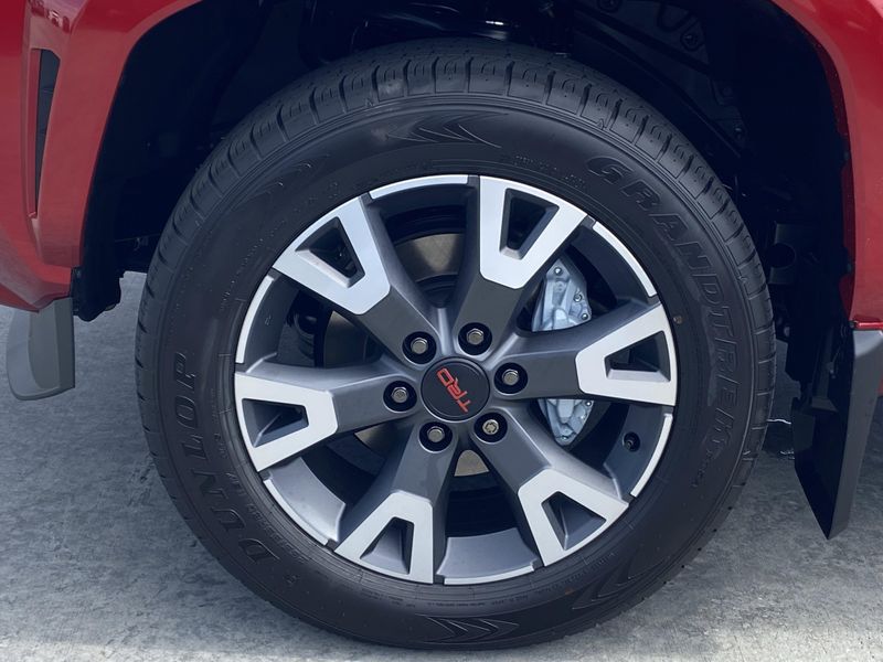 New 2025 Toyota 4Runner TRD Sport PremiumImage 8