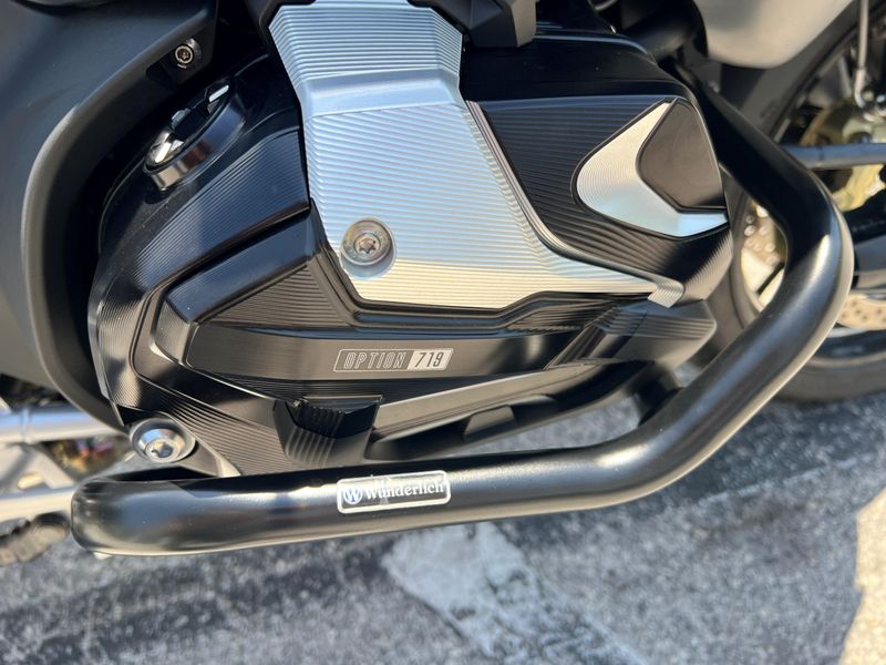 2024 BMW R 1250 RT 