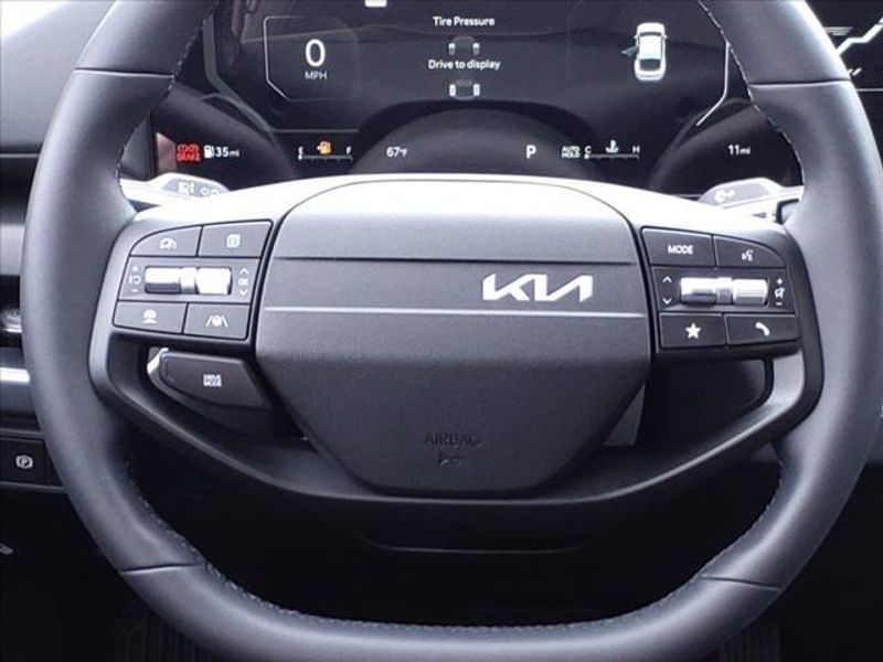 2025 Kia K4 EXImage 9