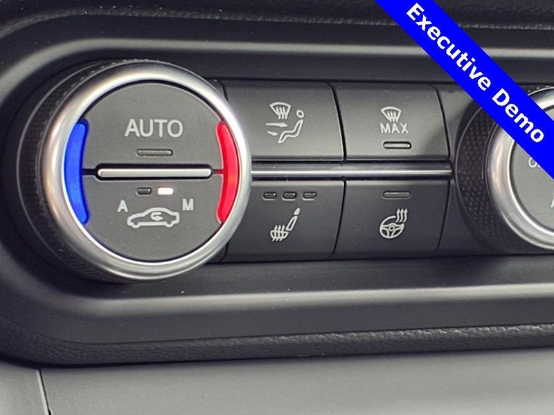 New 2025 Alfa Romeo Stelvio Tributo Italiano AwdImage 22