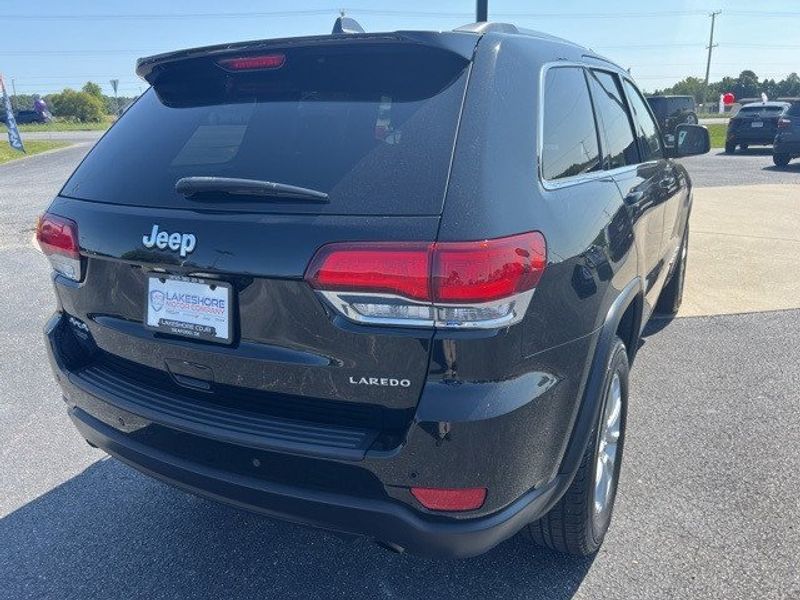 2021 Jeep Grand Cherokee Laredo XImage 7