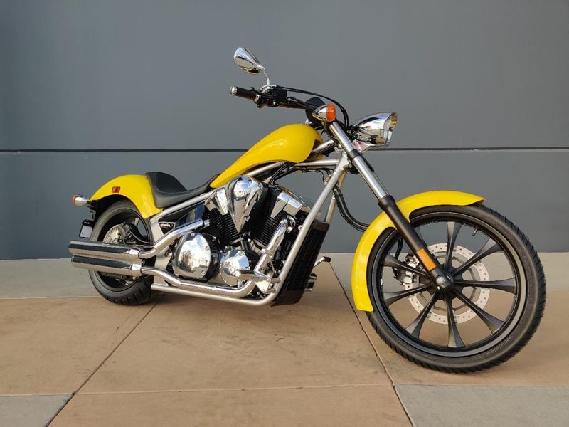 Used 2023 Honda FURY ABS Base Image 1
