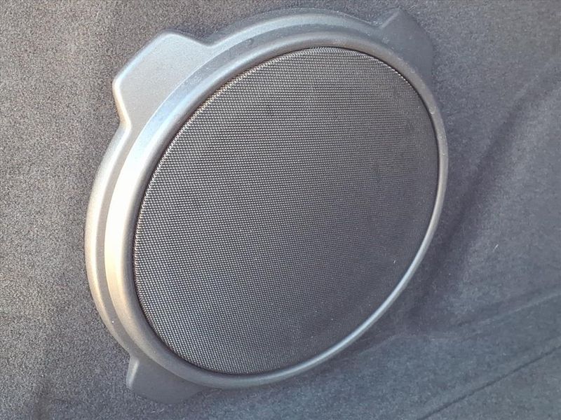 Used 2023 Alfa Romeo Stelvio VeloceImage 9