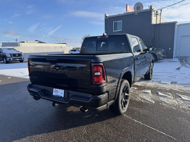 2025 RAM 1500 LaramieImage 8