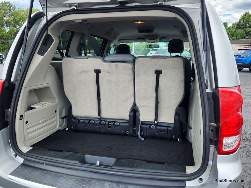 Used 2012 Dodge Grand Caravan SXT