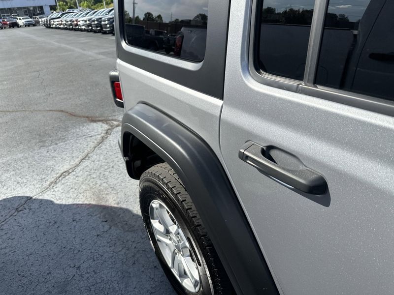 Used 2020 Jeep Wrangler Unlimited Sport SImage 6