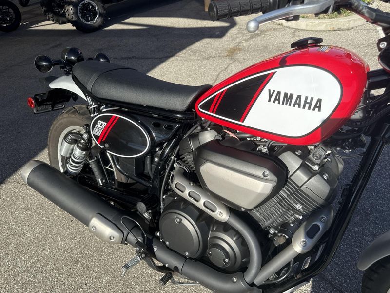 Used 2017 Yamaha SCR950 Image 14