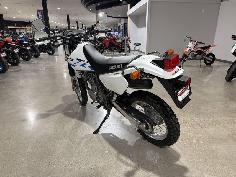 New 2026 Suzuki DR650S Image 15