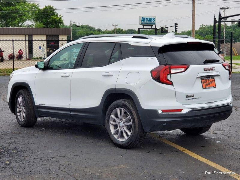 2024 GMC Terrain SLTImage 9