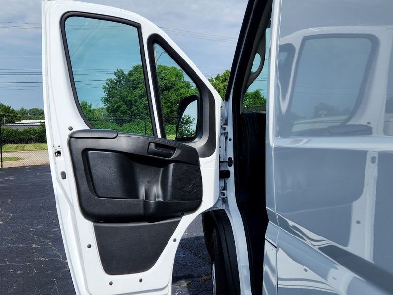 2024 RAM Promaster 1500 Tradesman Cargo Van Low Roof 118