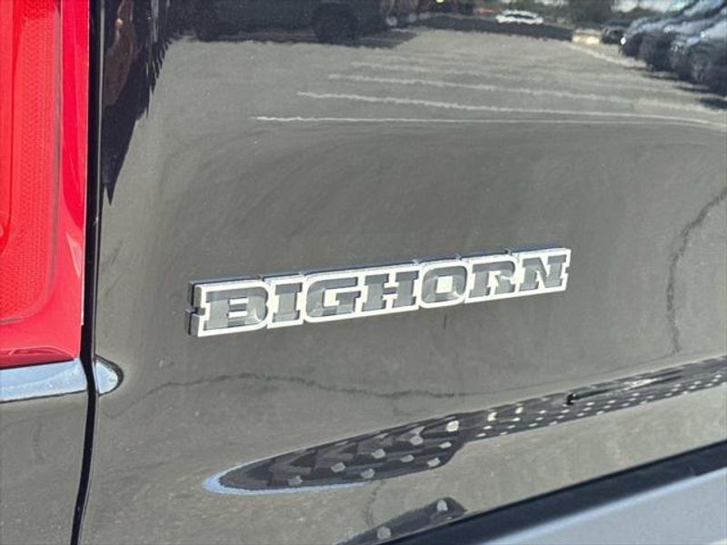 New 2026 RAM 1500 Big Horn Crew Cab 4x2 5'7' Box