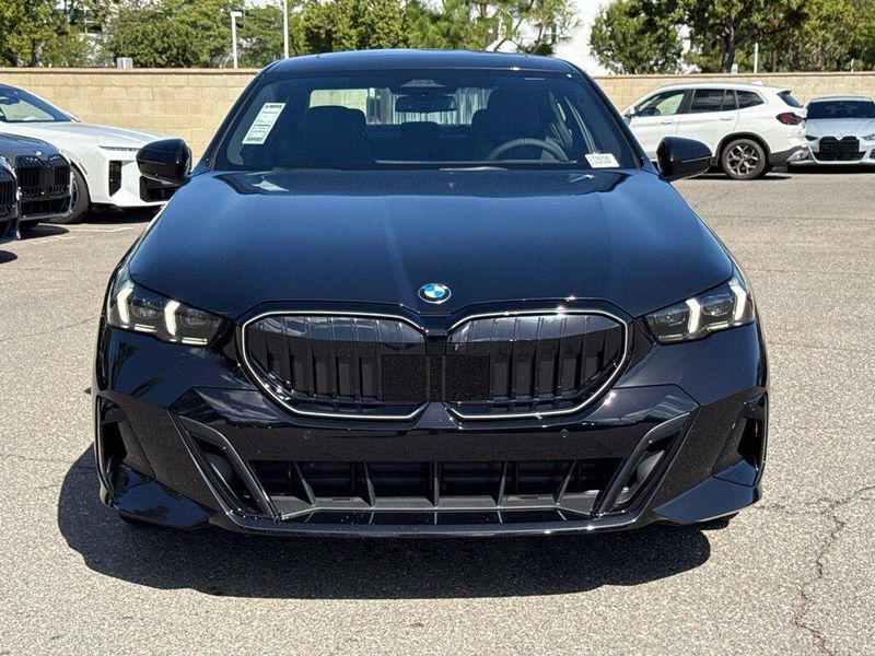 New 2027 BMW 5 Series 530i xDriveImage 4