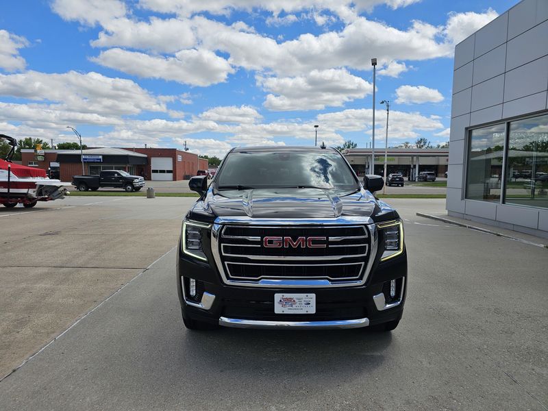 2021 GMC Yukon SLTImage 3