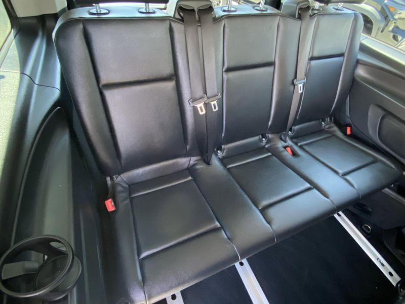 2017 Mercedes-Benz Metris Passenger Van PassengerImage 13