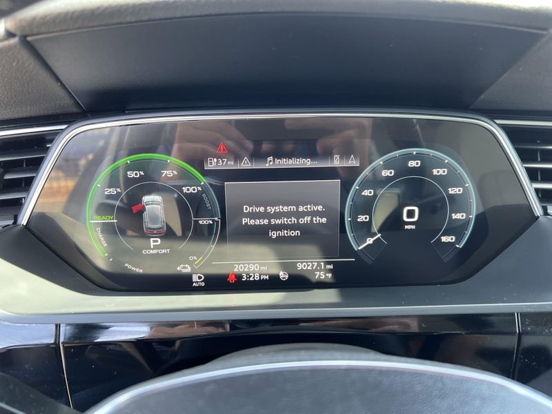 Used 2019 Audi e-tron Premium PlusImage 11
