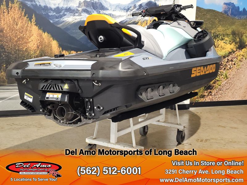 2024 Sea-Doo GTI SE 170 (SOUND SYSTEM) Image 6